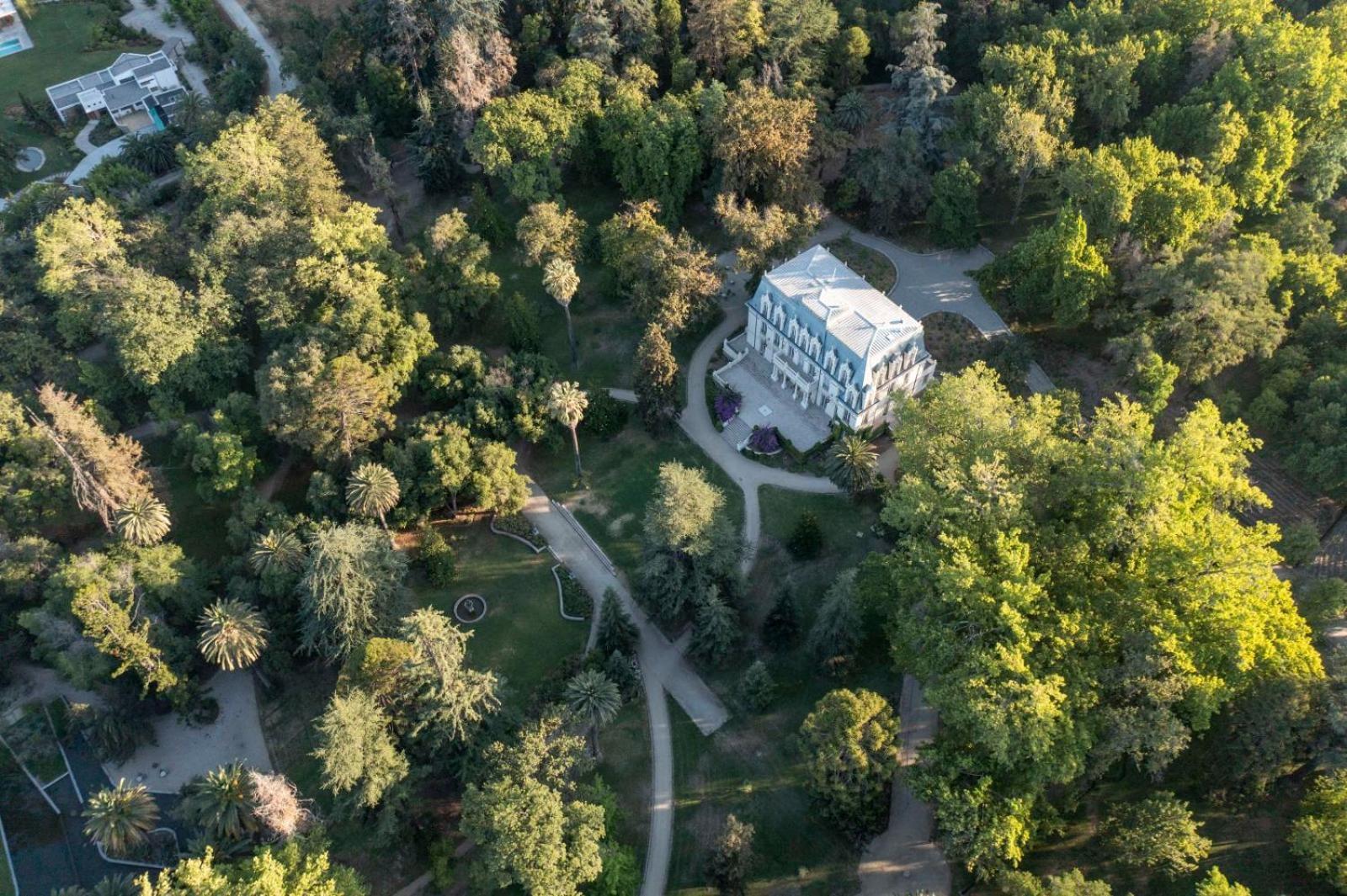 Las Majadas Hotel & Centro De Reuniones Пирке Екстериор снимка