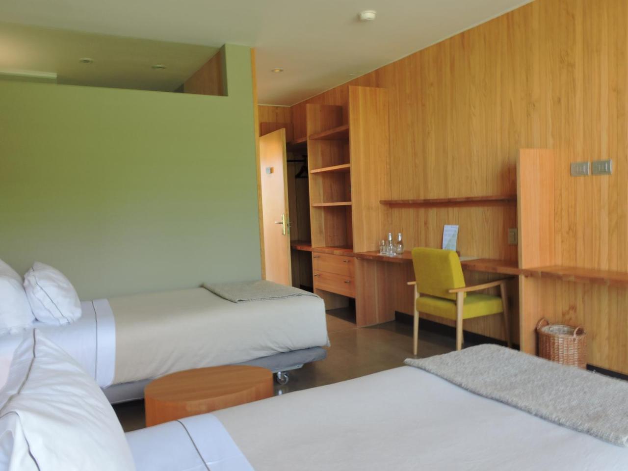 Las Majadas Hotel & Centro De Reuniones Пирке Екстериор снимка